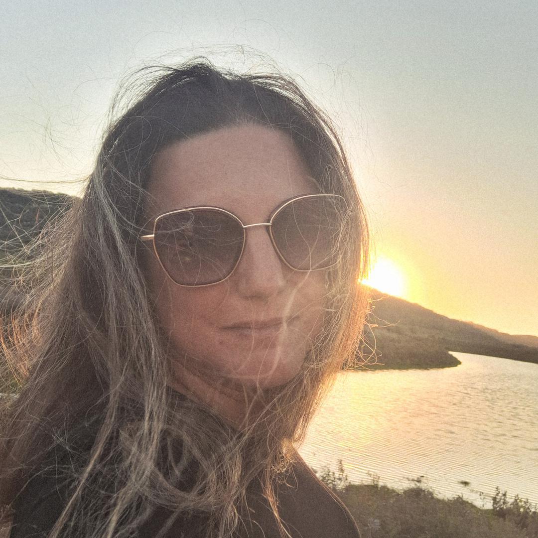 ד"ר אילה ליפינסקי -  Ph.D., מטפלת באמנות