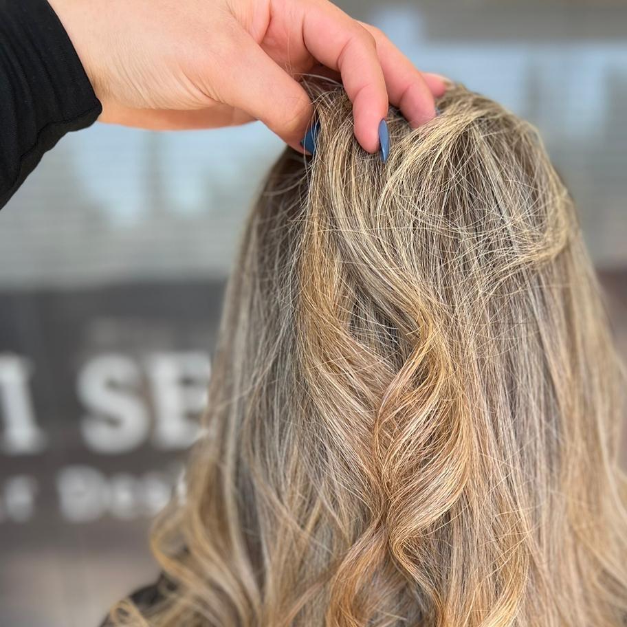 מספרת יקי סלע