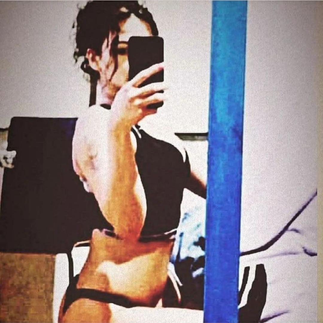 YOUNG QUEEN ALEXA(KAROLINA)