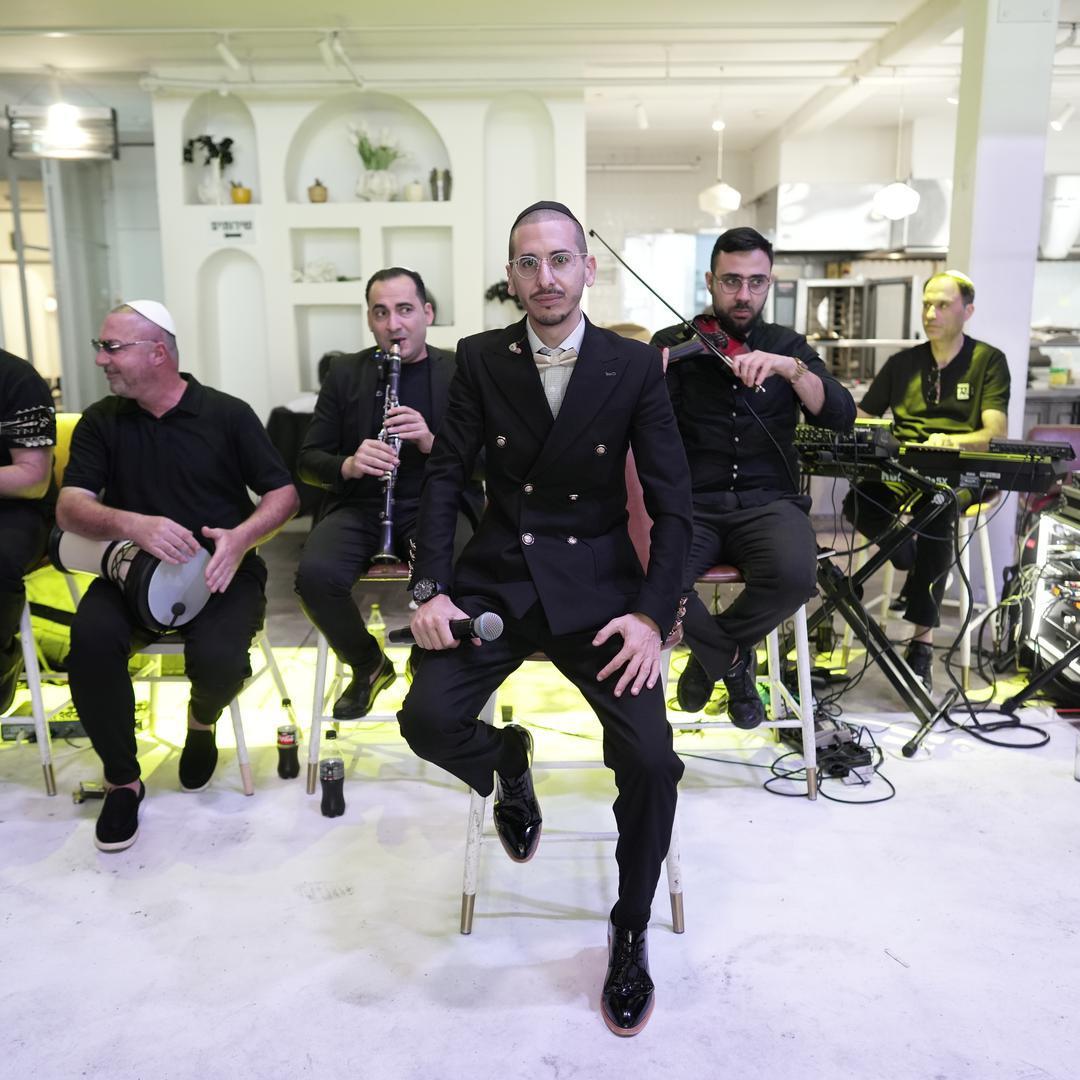 הפייטן חַיִּים יְהוּדָה וְתִּזְמוֹרְתּוֹ