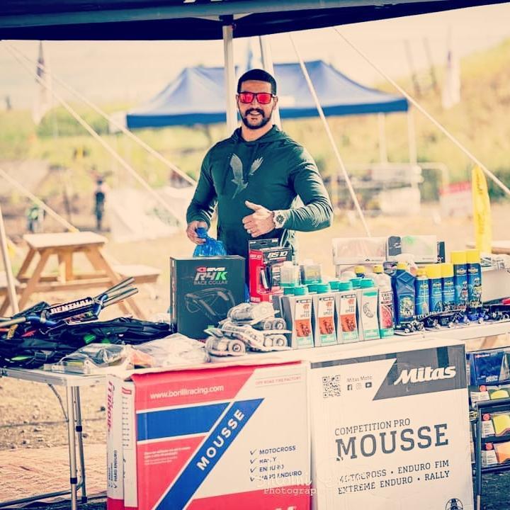 אקסטרים אביזרים וציוד לשטח