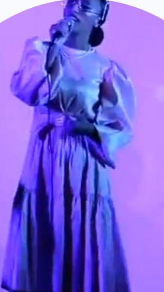 חני גימדני זמרת יוצרת