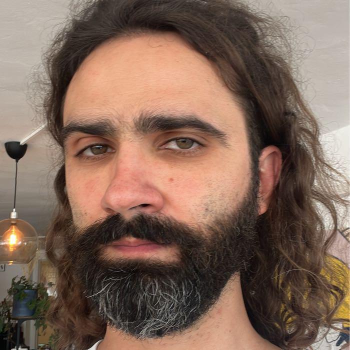 קונסטנטין לאורי