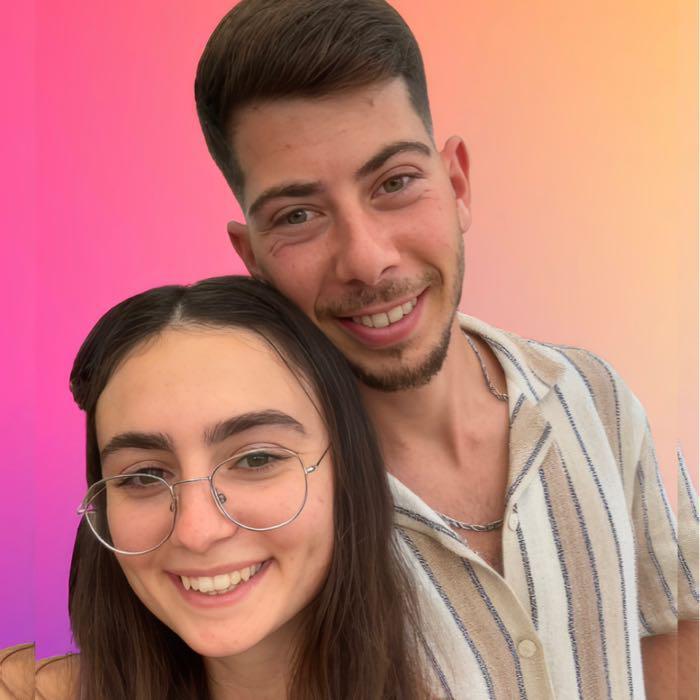 דאמנ טים סושיאל