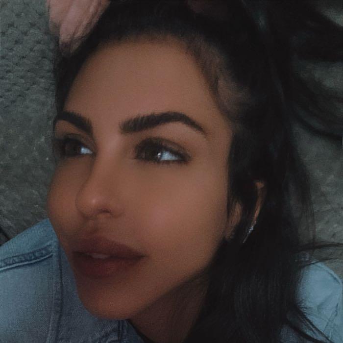 מיכל קוסמטיקס