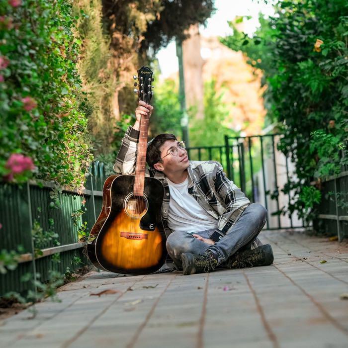 נדב גולדשטיין